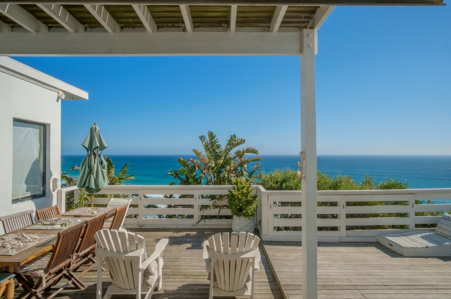 4 Bedroom Property for Sale in Misty Cliffs Western Cape